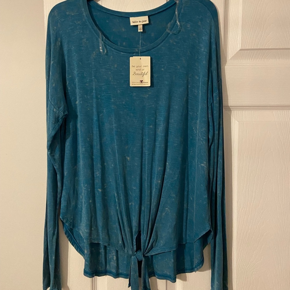 Very soft long sleeve shirt from Belle Du Jour - Picture 1 of 3